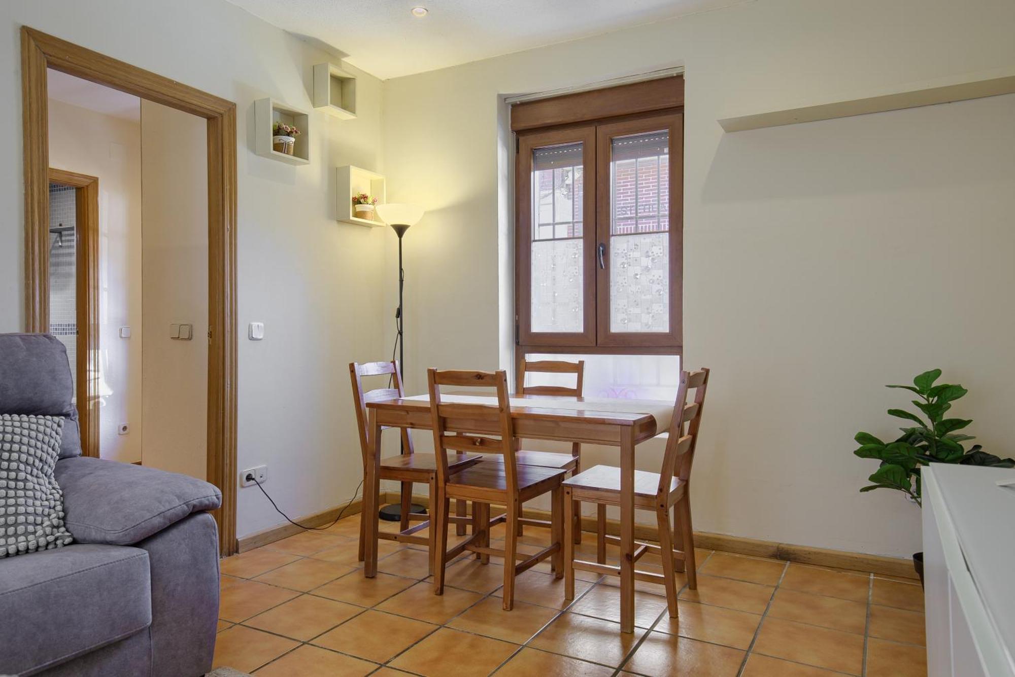 Casona 44 - Apartamento Para 2 Con Wifi, Ac Y Patio Exterior Alcala de Henares Exterior photo