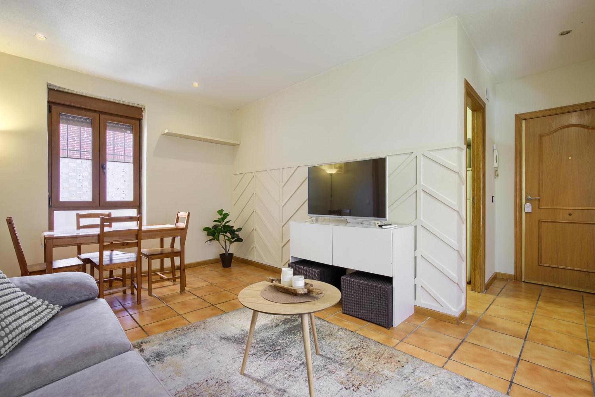 Casona 44 - Apartamento Para 2 Con Wifi, Ac Y Patio Exterior Alcala de Henares Exterior photo